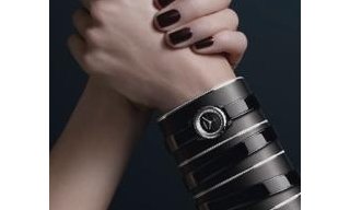 Chanel: when the strap sets off the watch